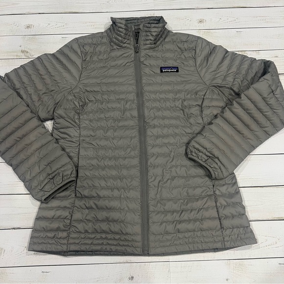 Patagonia Women's Down Jacket Sz S - Picture 1 of 10